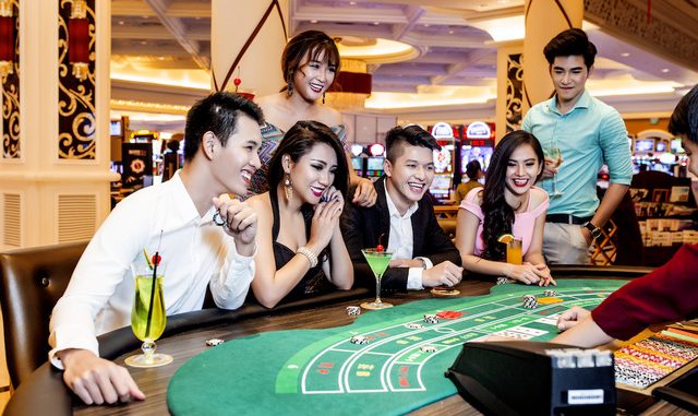 Tìm hiểu luật chơi và cách chơi Casino trực tuyến hiện nay